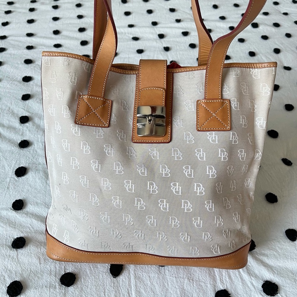 Dooney & Bourke Tote Leather Canvas vintage bucket bag